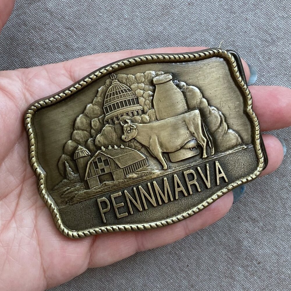 Brass Belt Buckle PENNMARVA Cow Milk Farm Capital Courtesy of Diversey Wyandotte